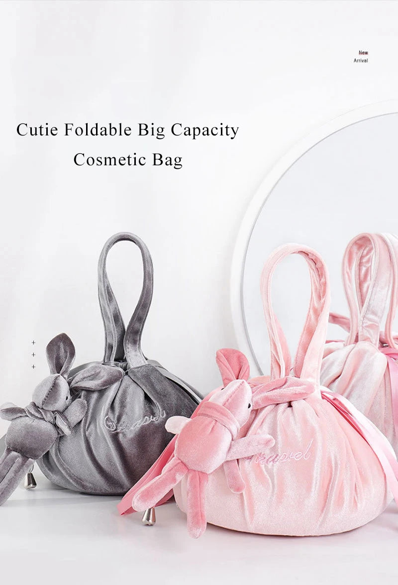 Cosmetic Bag Fashion Round Velvet Makeup Bag Drawstring Travel Make Up Organizer Female Storage Toiletry Kit Case Beauty Pouch