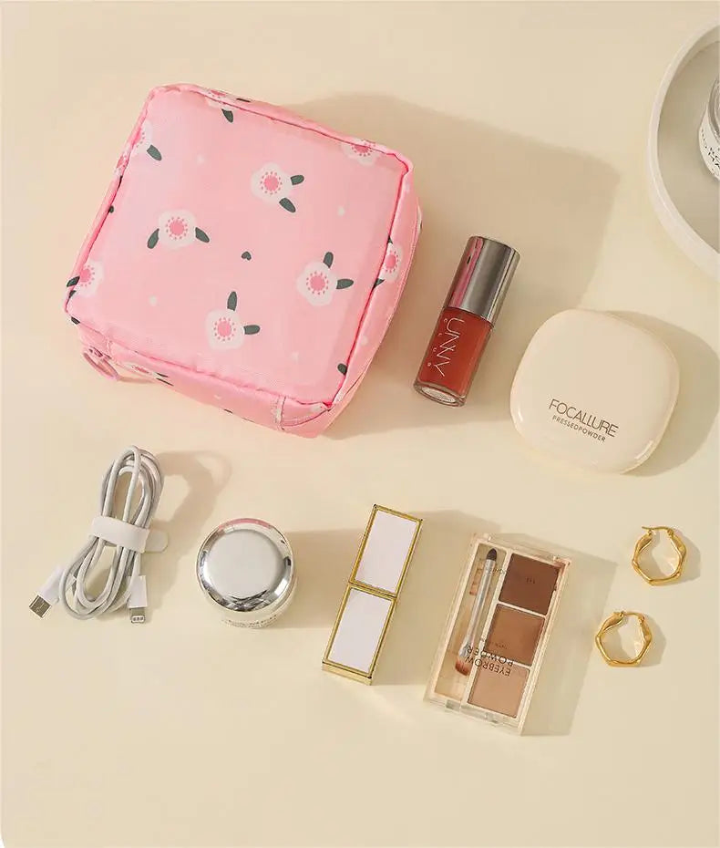 Waterproof, Large Capacity, Cute Storage Bag, Portable, Suitable for Storing Cosmetics, Earphones, Data Cables, Sanitary
