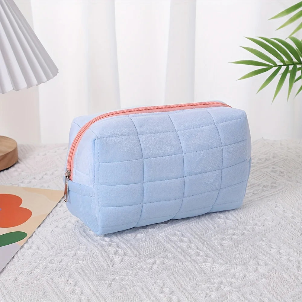 Cosmetic Storage Bag, Perfect for Students And Women for Travel Storage,Vacation Organizers, And Large-Capacity Cosmetic Cases.