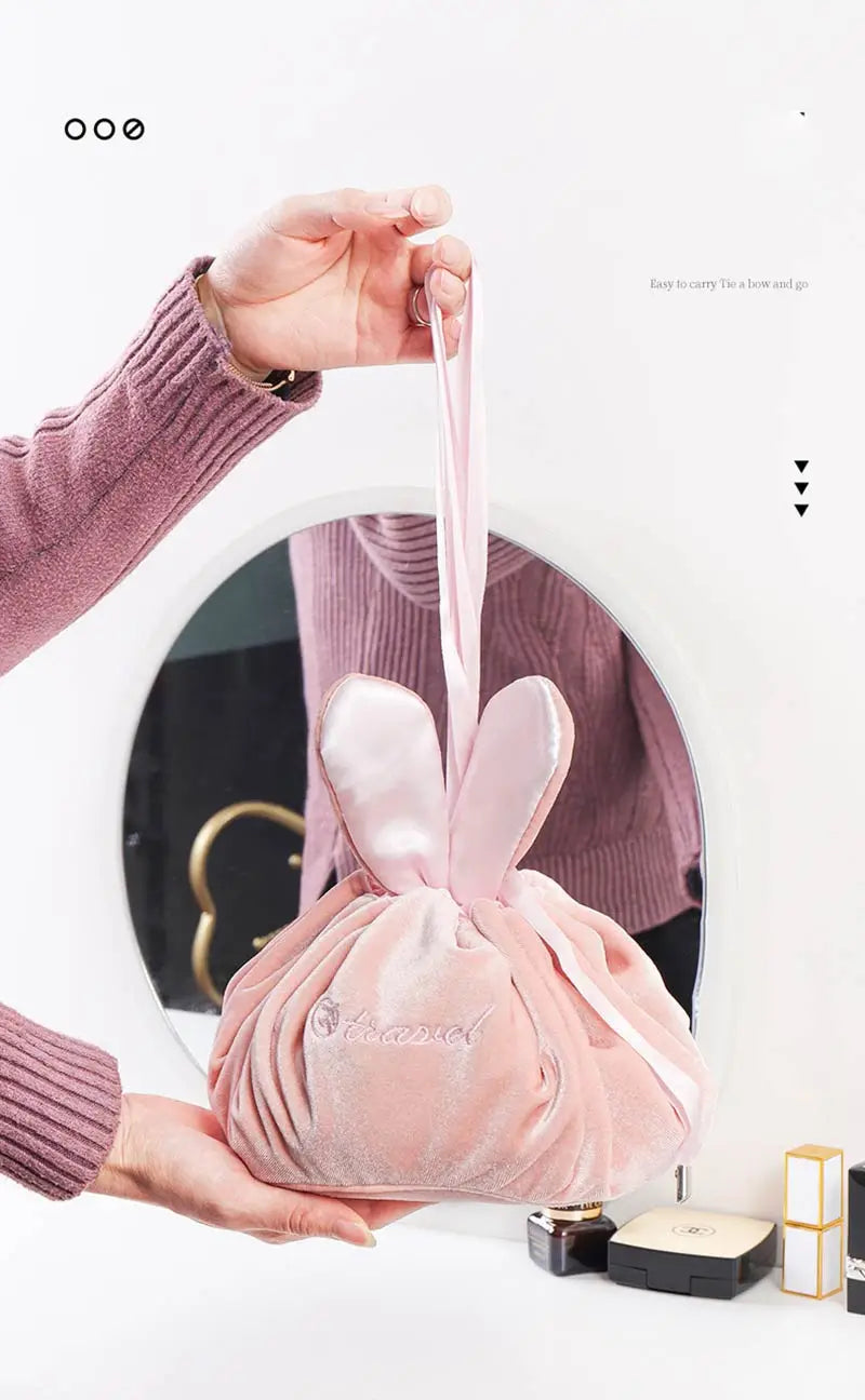 Cosmetic Bag Fashion Round Velvet Makeup Bag Drawstring Travel Make Up Organizer Female Storage Toiletry Kit Case Beauty Pouch