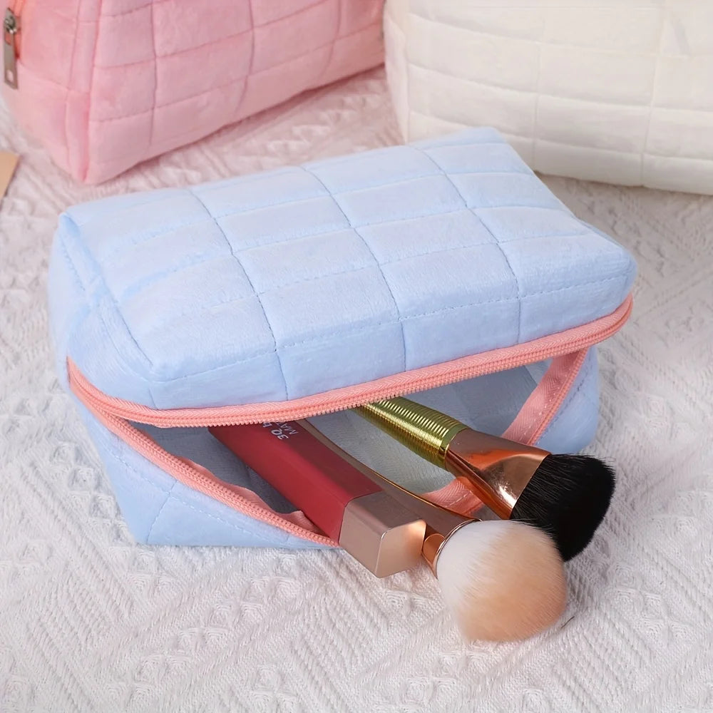 Cosmetic Storage Bag, Perfect for Students And Women for Travel Storage,Vacation Organizers, And Large-Capacity Cosmetic Cases.